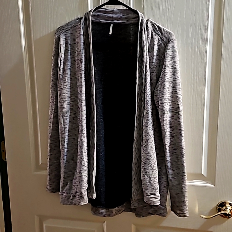 Color Thread Gray/Black Patterned Jacket